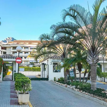Apartamento Milla De Oro Apartment *